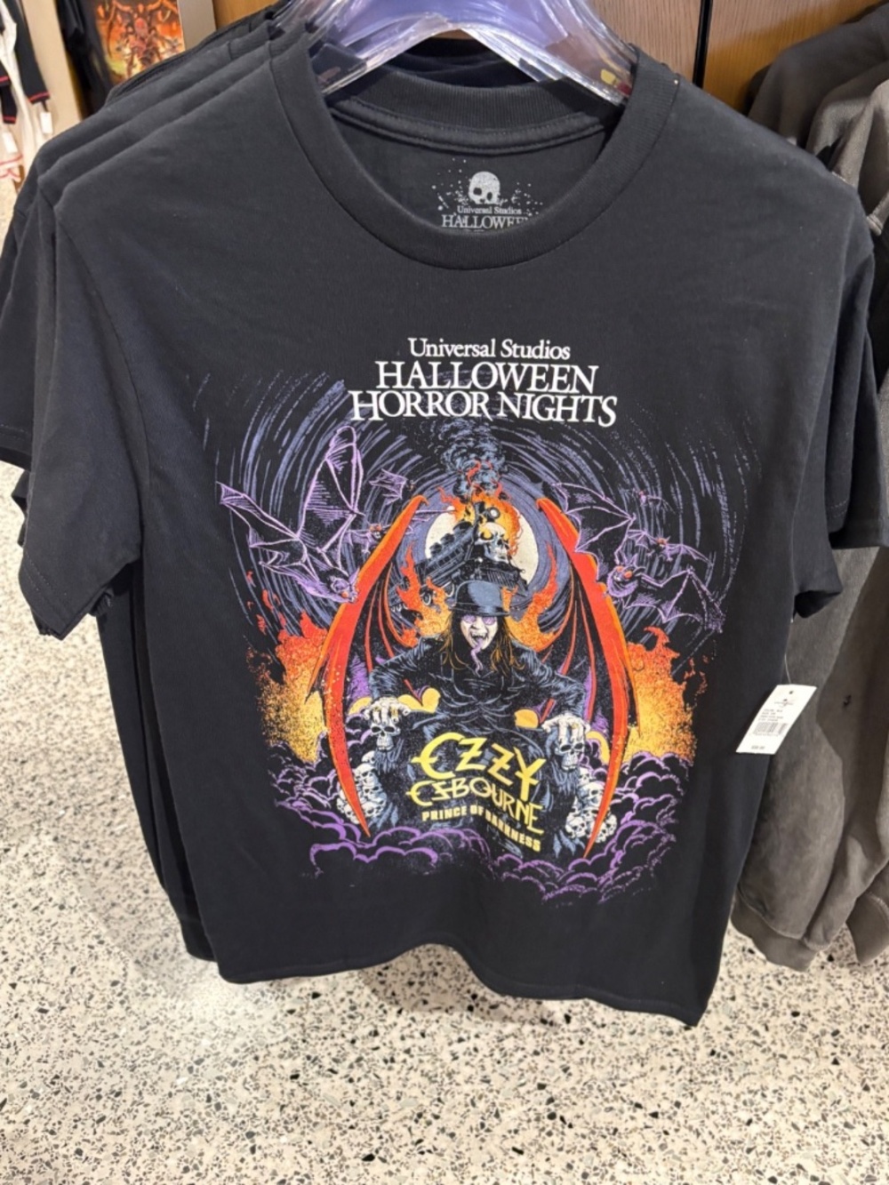 Halloween Horror Nights 2026 Ozzy Osbourne Prince Of Darkness T-Shirt LARGE OOS